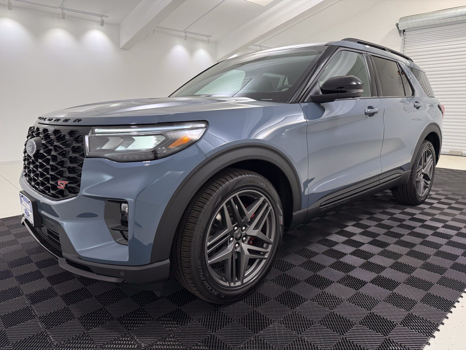 New 2026 Ford Explorer ST w/ Sun And Sound Package AWD/4WD image 3