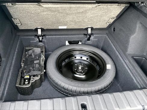 Certified 2025 BMW X2 xDrive28i image 35