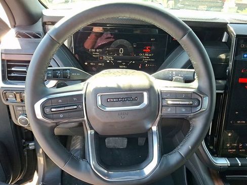 Used 2025 GMC Yukon Denali image 15