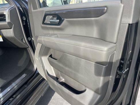 New 2026 GMC Yukon XL Elevation image 27