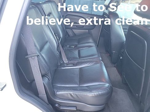 Used 2007 Cadillac Escalade AWD w/ Information Package image 43