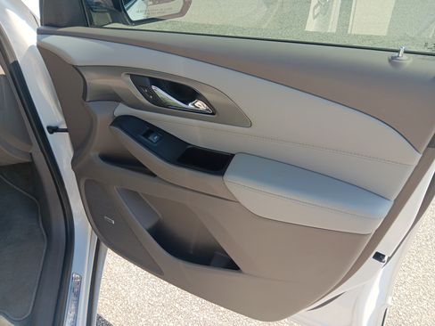 Used 2020 Chevrolet Traverse Premier AWD/4WD image 22