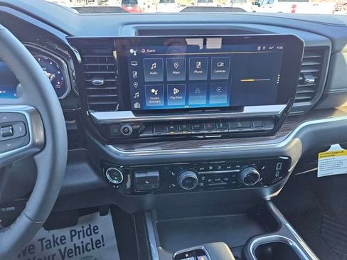 New 2026 Chevrolet Silverado 1500 LT Trail Boss w/ Convenience Package II AWD/4WD image 17