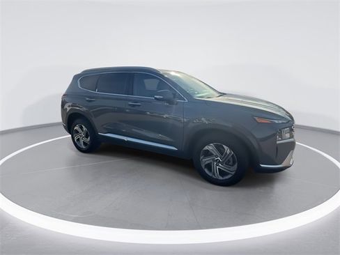 Used 2021 Hyundai Santa Fe SEL w/ Convenience Package image 2