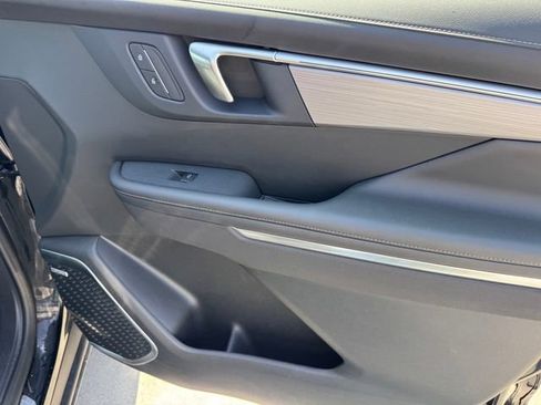 Certified 2025 Buick Enclave Preferred FWD image 8