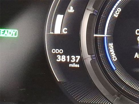 Used 2023 Lexus ES 300h F Sport image 13