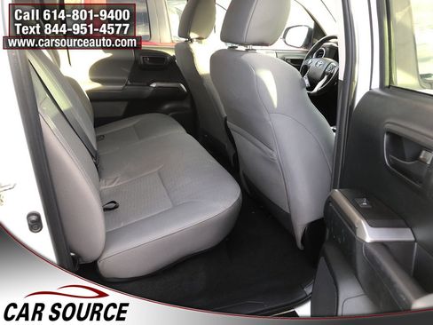 Used 2016 Toyota Tacoma SR5 image 21