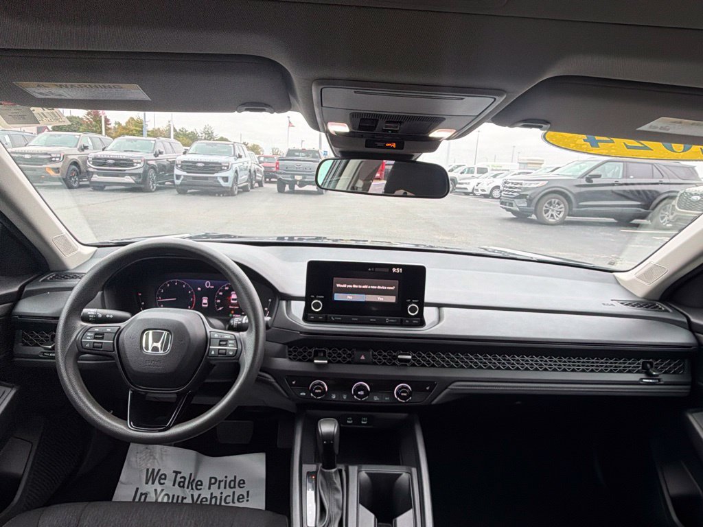 Used 2024 Honda Accord EX image 32