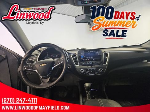Used 2023 Chevrolet Malibu LT FWD image 13