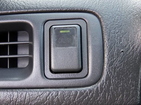 Used 2000 Honda CR-V LX image 91