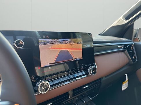 New 2026 GMC Canyon AT4 w/ AT4 Premium Package image 37