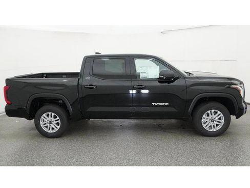 New 2026 Toyota Tundra SR5 AWD/4WD image 11