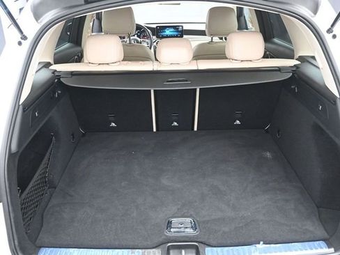 Used 2022 Mercedes-Benz GLC 300 w/ Premium Package Lite image 22