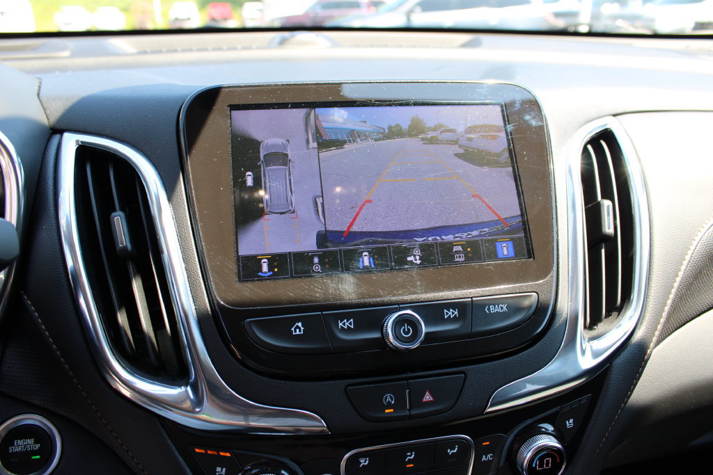 Certified 2023 Chevrolet Equinox Premier FWD image 23