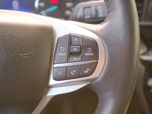 Used 2024 Ford Explorer Limited image 39