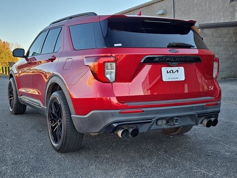 Used 2020 Ford Explorer ST w/ Premium Technology Package image 9