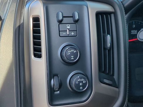 Used 2017 GMC Sierra 1500 Denali w/ Denali Ultimate Package image 19