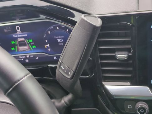 Used 2025 Chevrolet Silverado 1500 LT RWD image 26