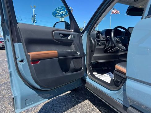 Certified 2023 Ford Bronco Sport Outer Banks w/ Tech Package AWD/4WD image 10