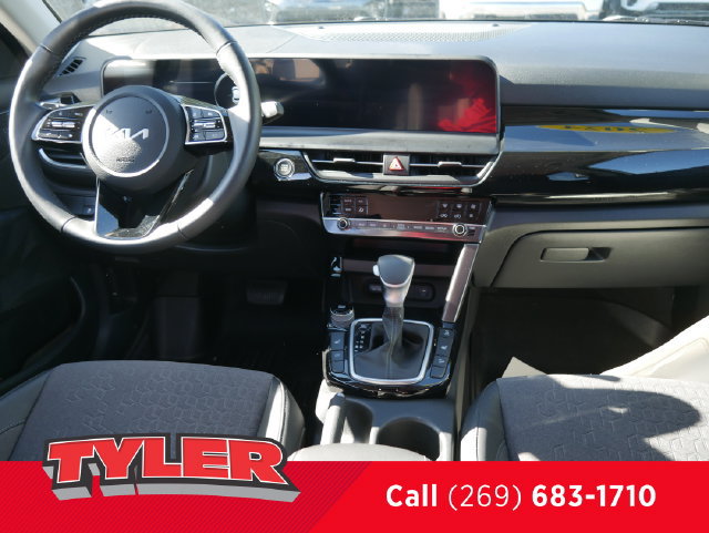 Used 2024 Kia Seltos X-Line AWD/4WD image 40