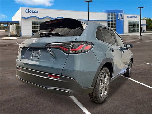 New 2026 Honda HR-V LX image 6