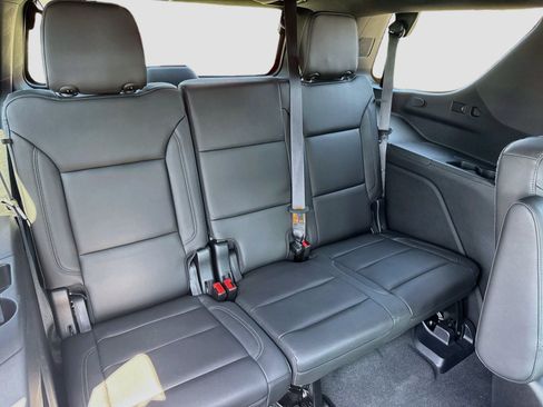 Used 2021 Chevrolet Tahoe Z71 AWD/4WD image 18