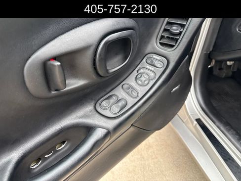 Used 2004 Chevrolet Corvette Z06 w/ Memory Package RWD image 10