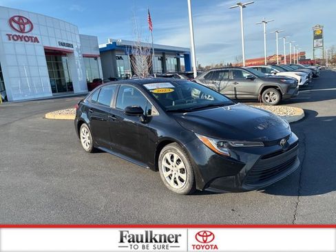 Certified 2023 Toyota Corolla LE image 2