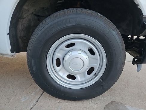 Used 2015 Ford F350 XL image 23