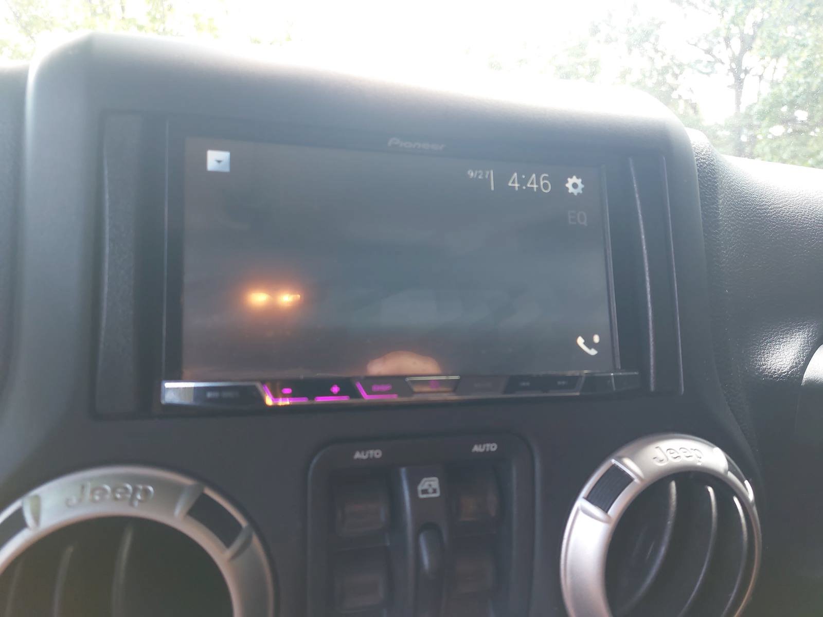 Used 2018 Jeep Wrangler Unlimited Sahara AWD/4WD image 21