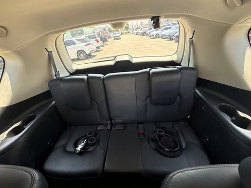 Used 2020 Nissan Armada Platinum w/ Captain's Chairs Package AWD/4WD image 8