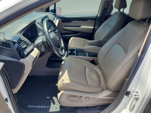 Used 2021 Honda Odyssey Touring image 25