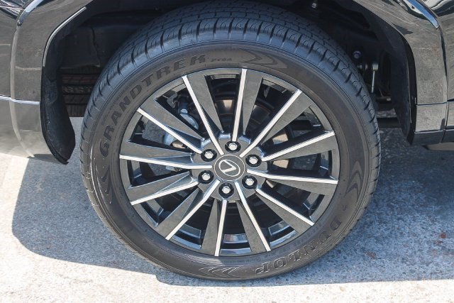 Used 2024 Lexus GX 550 w/ Cold Area Package AWD/4WD image 12