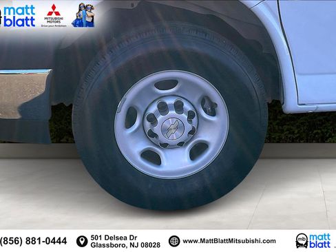 Used 2024 Chevrolet Express 2500 Work Van w/ Driver Convenience Package image 10