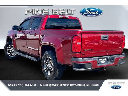 Used 2021 Chevrolet Colorado W/T w/ Custom Special Edition RWD image 2
