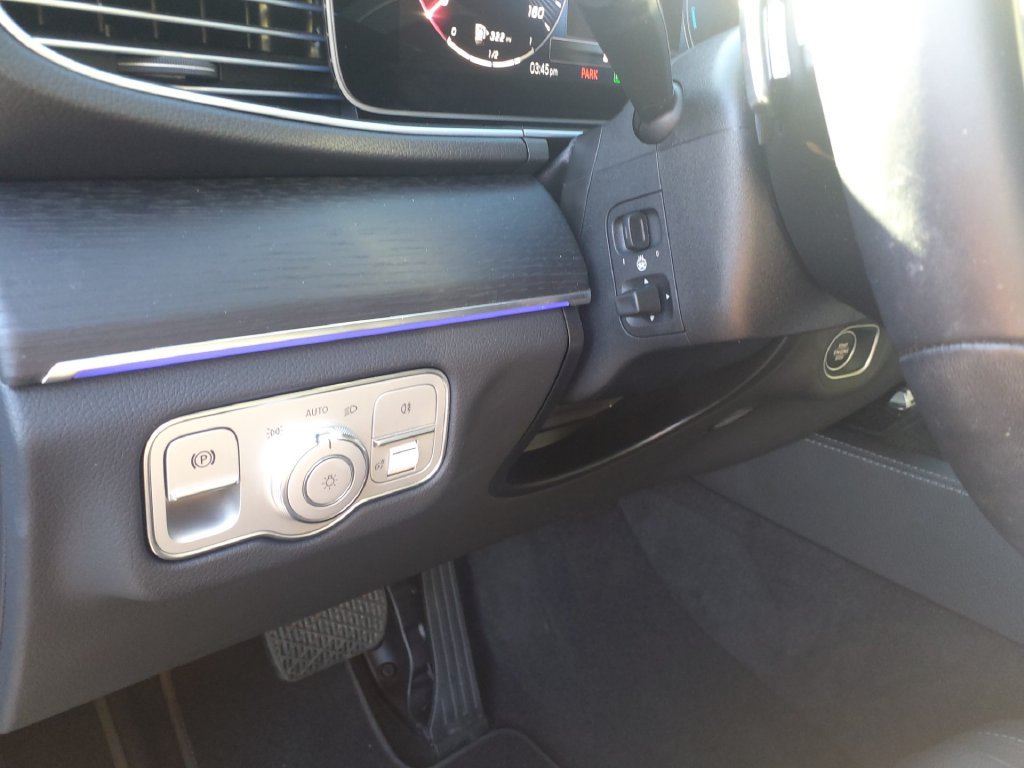 Certified 2025 Mercedes-Benz GLE 450e 4MATIC image 24