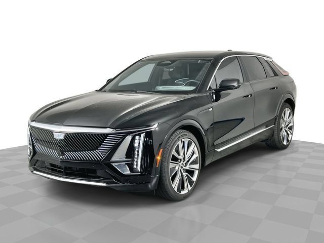 Used 2024 Cadillac Lyriq Luxury w/ LPO, Floor Liner Package AWD/4WD image 1