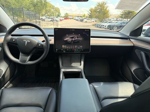 Used 2023 Tesla Model 3 Standard Range RWD image 29
