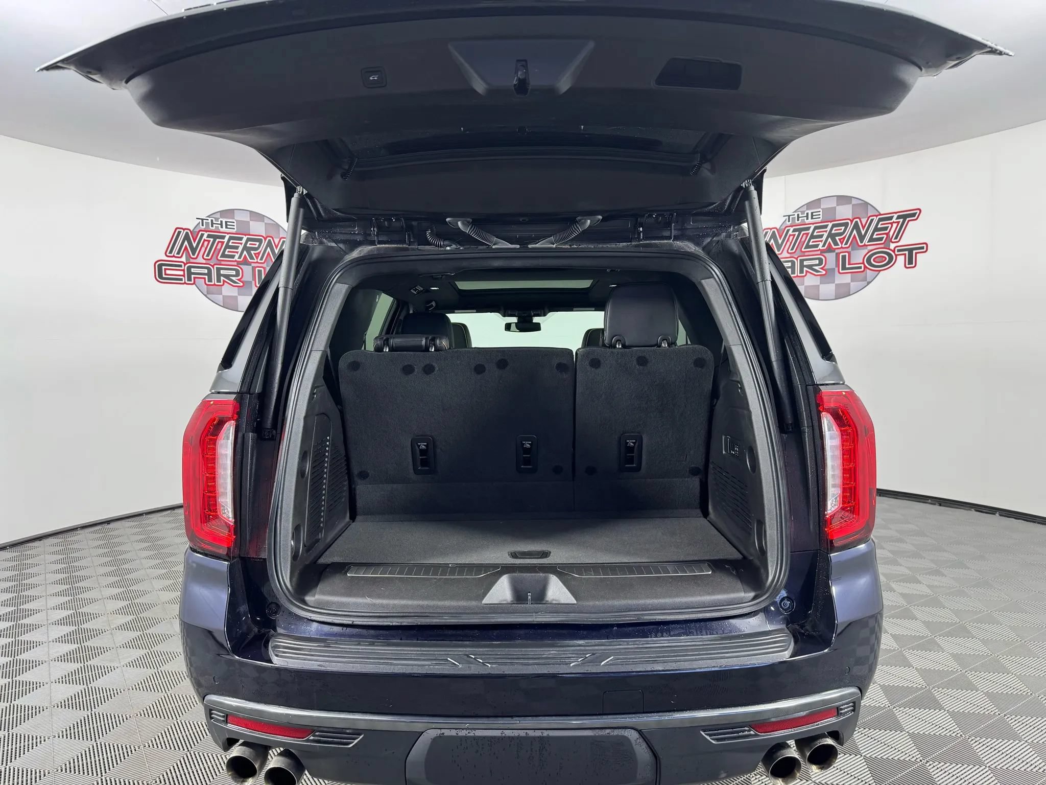 Used 2022 GMC Yukon AT4 AWD/4WD image 29