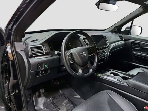 Used 2024 Honda Passport EX-L image 9