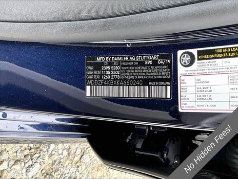 Used 2019 Mercedes-Benz E 300 4MATIC w/ Driver Assistance Package image 32