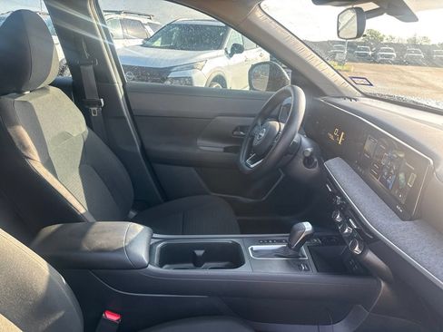 Used 2026 Nissan Kicks S FWD image 25