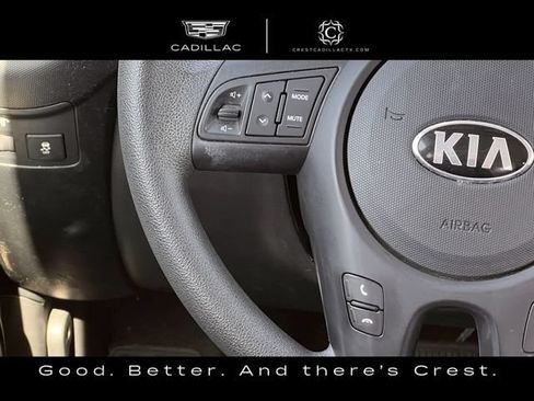 Used 2013 Kia Soul FWD image 12