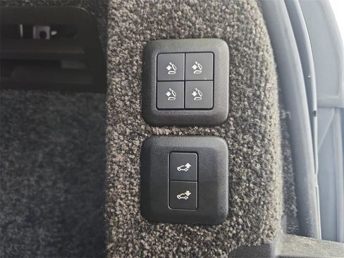 Used 2019 Land Rover Range Rover Supercharged image 31