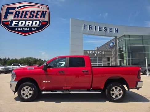 Used 2026 RAM 2500 Big Horn AWD/4WD image 4