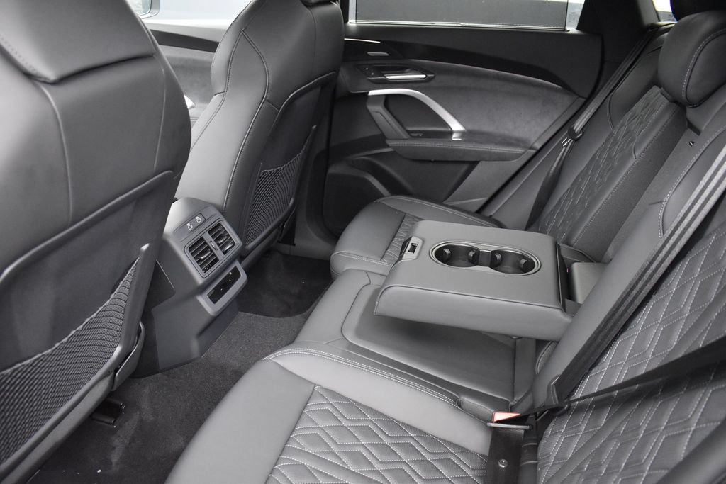 New 2026 Audi SQ5 Premium Plus AWD/4WD image 18