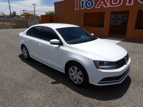 Used 2017 Volkswagen Jetta S FWD image 2
