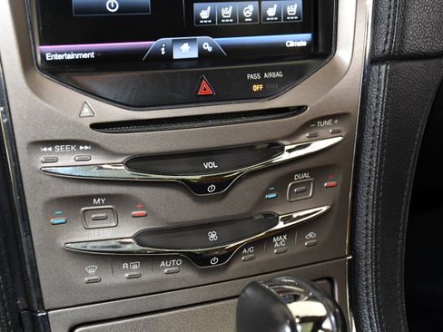 Used 2014 Lincoln MKX AWD w/ Equipment Group 102A image 29