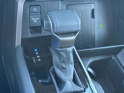 Certified 2024 Toyota Sequoia Limited image 15