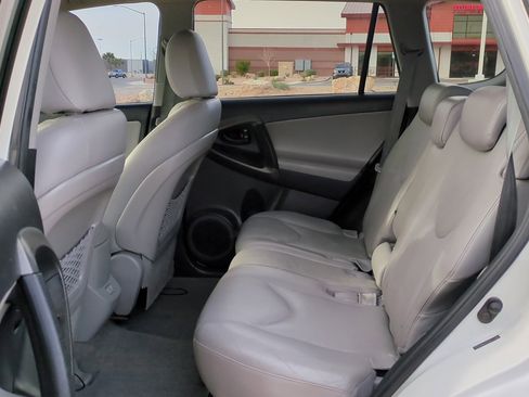 Used 2011 Toyota RAV4 Limited image 24